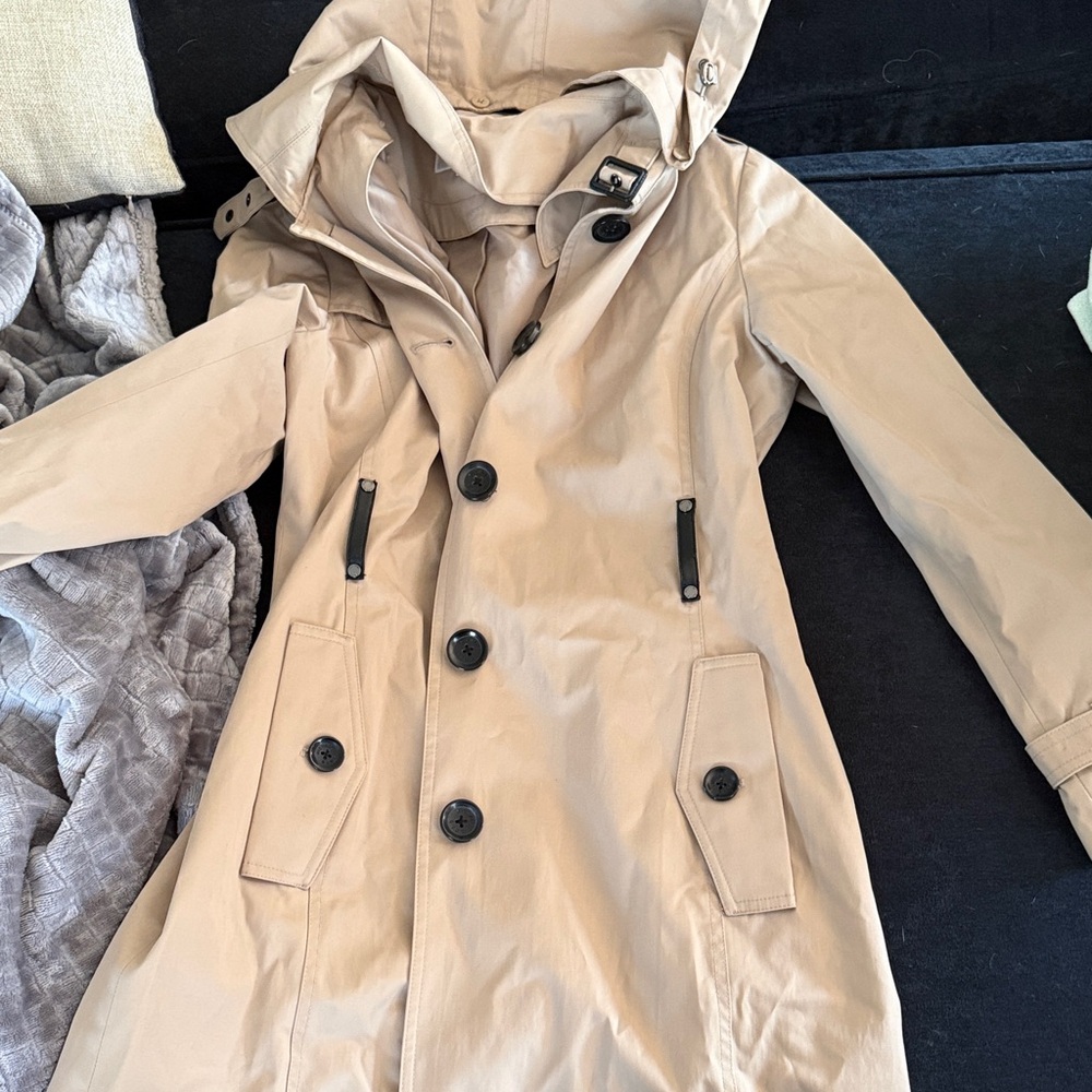 MICHAEL Michael Kors Beige Trench Coat with Hood